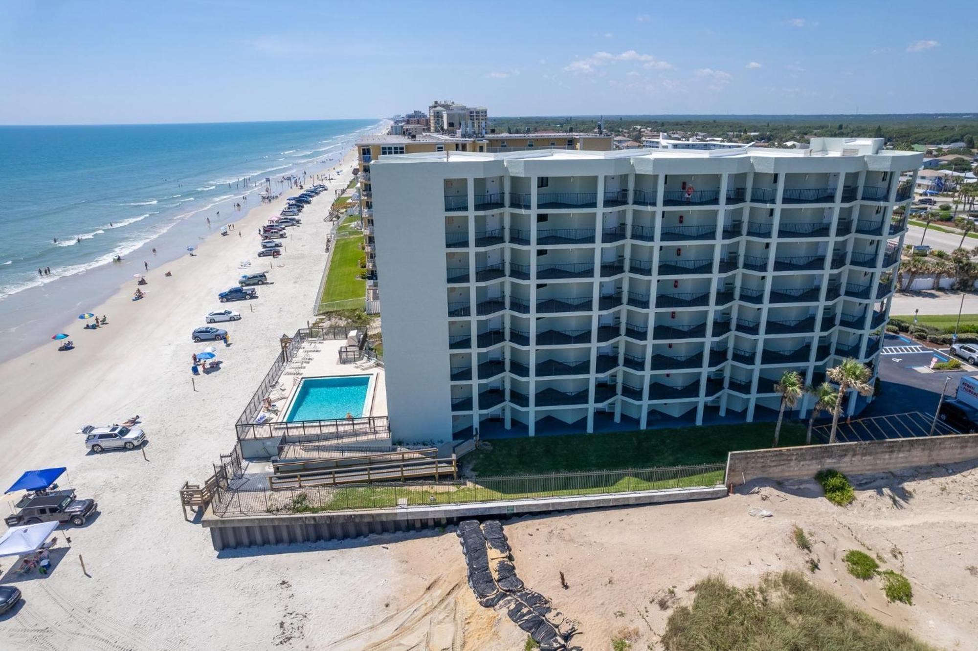 Ocean View With A Beachfront Pool At Ocean Trillium Condo ~ 702 New Smyrna Beach Zewnętrze zdjęcie