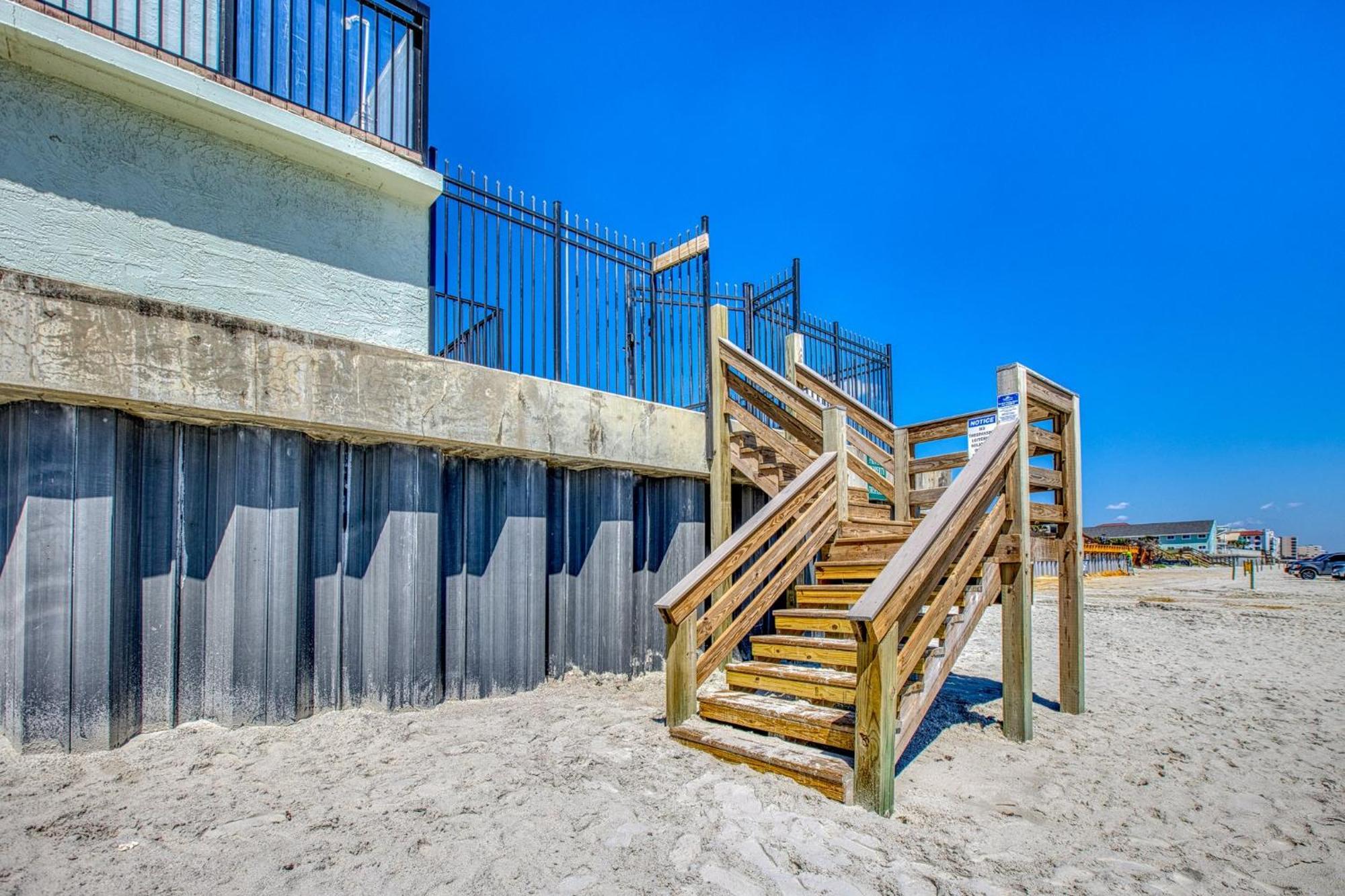 Ocean View With A Beachfront Pool At Ocean Trillium Condo ~ 702 New Smyrna Beach Zewnętrze zdjęcie